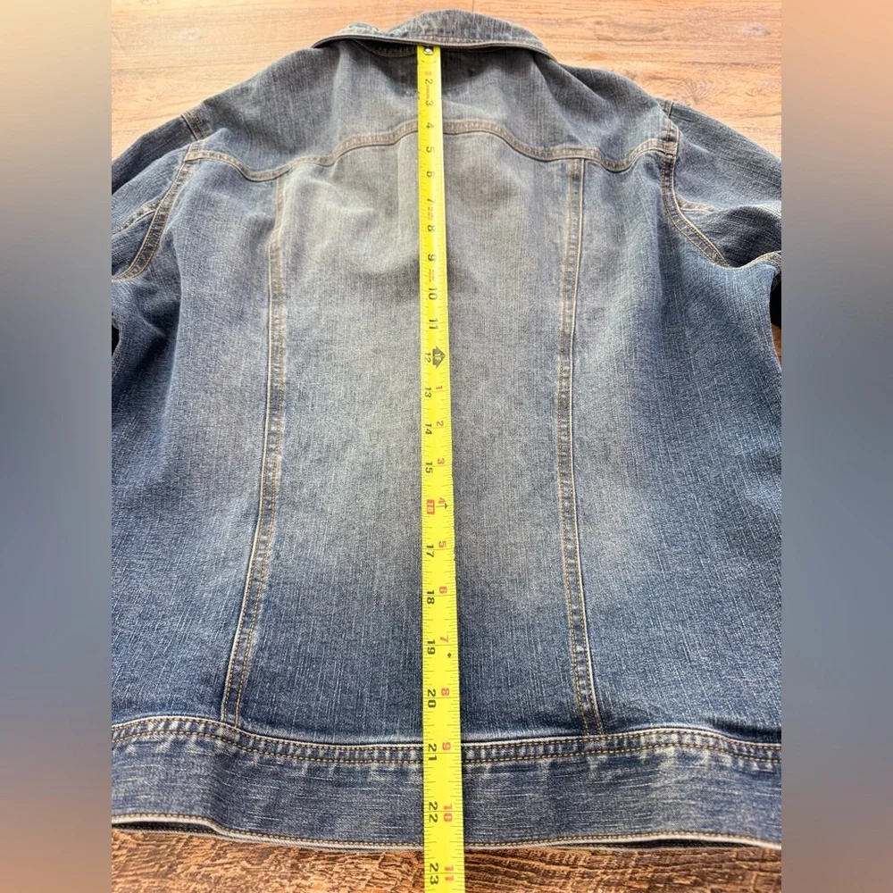 Old Navy Medium Washed Cropped Stretch Denim Trucker's Jacket, Women's Size L - Picture 10 of 13